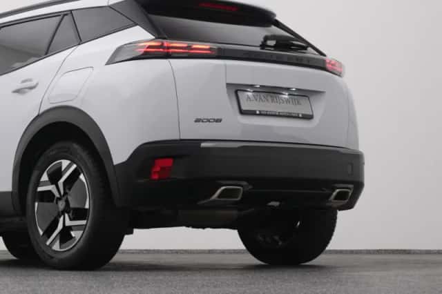 Peugeot 2008 (2023) thumbnail 22