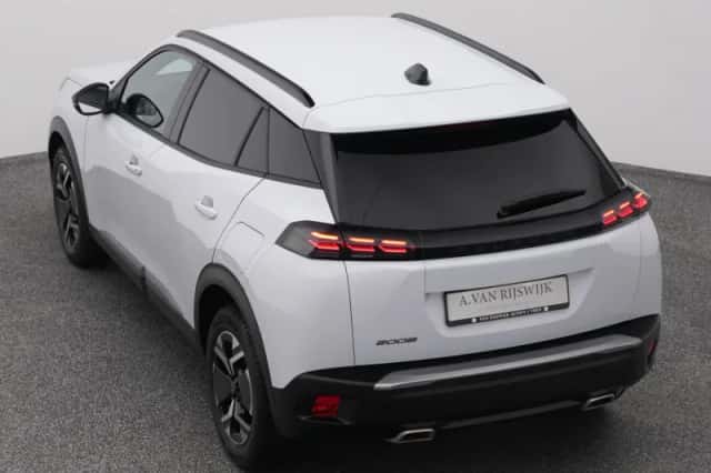 Peugeot 2008 (2023) thumbnail 25