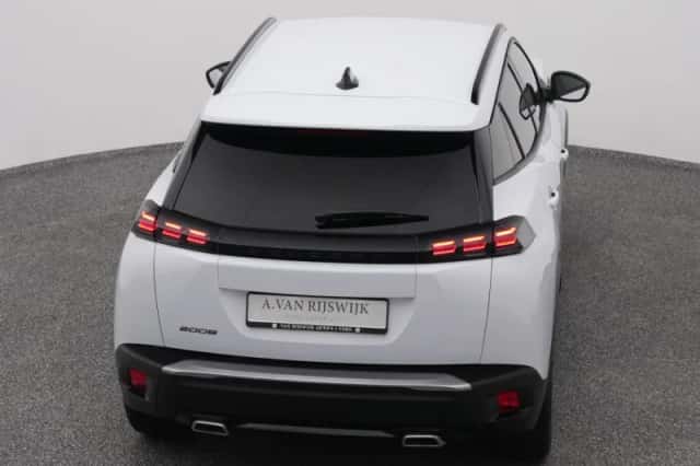 Peugeot 2008 (2023) thumbnail 28
