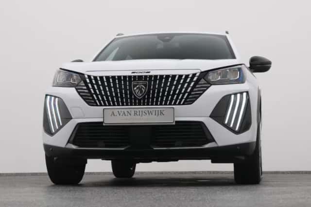 Peugeot 2008 (2023) thumbnail 35