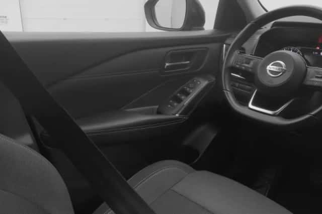 Nissan Qashqai (2022) thumbnail 11