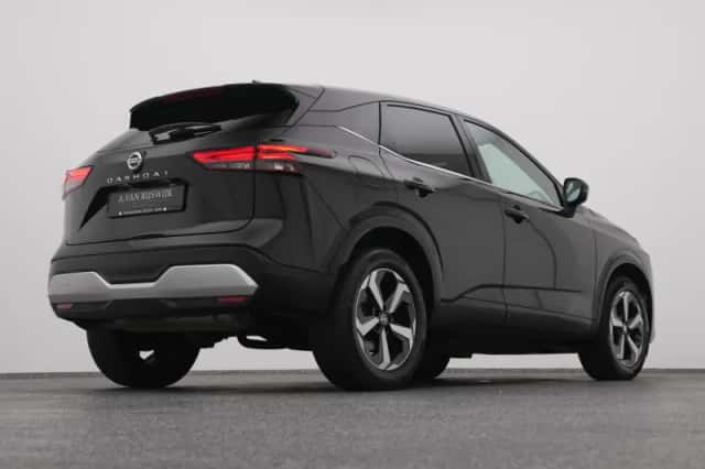 Nissan Qashqai (2022) thumbnail 16