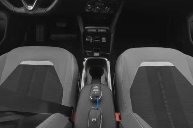 Opel Mokka-e (2021) thumbnail 13