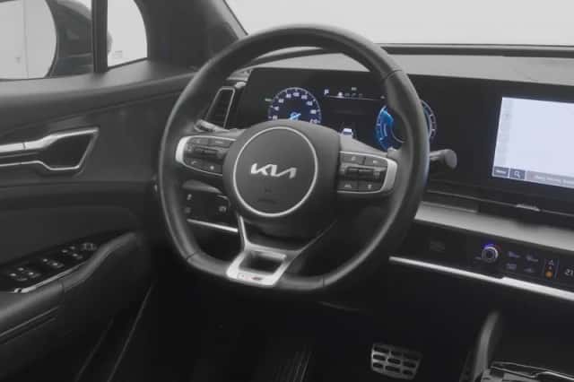 Kia Sportage (2024) thumbnail 7