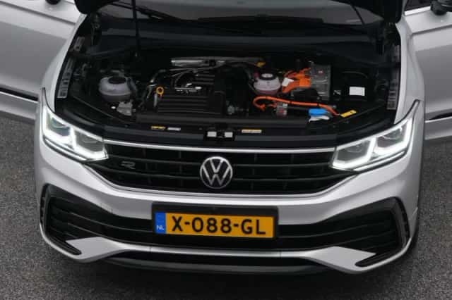 Volkswagen Tiguan (2023) thumbnail 31