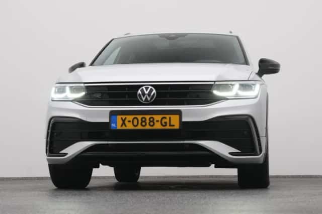 Volkswagen Tiguan (2023) thumbnail 35
