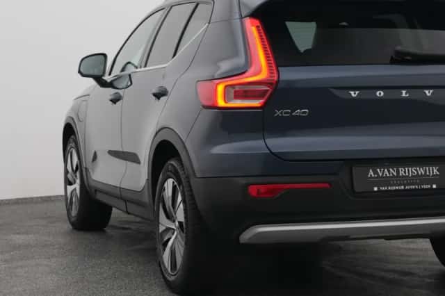 Volvo XC40 (2022) thumbnail 18