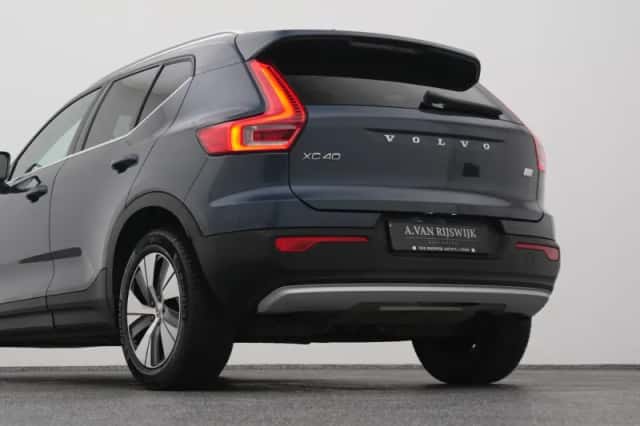 Volvo XC40 (2022) thumbnail 22