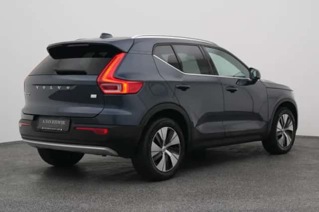 Volvo XC40 (2022) thumbnail 6