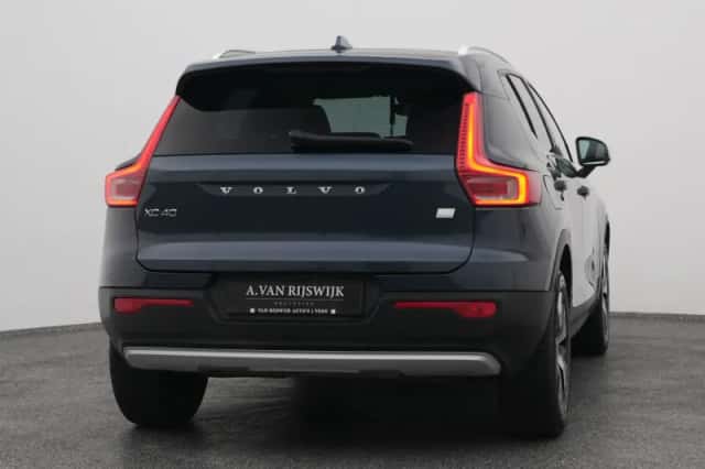 Volvo XC40 (2022) thumbnail 10