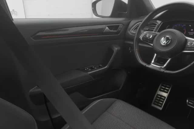 Volkswagen T-Roc (2020) thumbnail 11