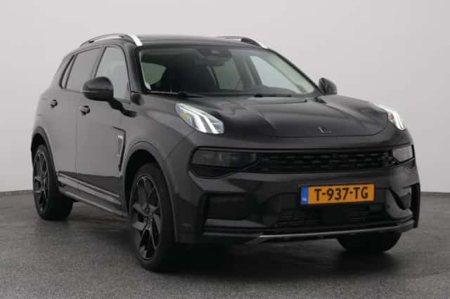 Lynk & Co 01 (2023) thumbnail 2