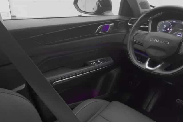 Lynk & Co 01 (2023) thumbnail 11