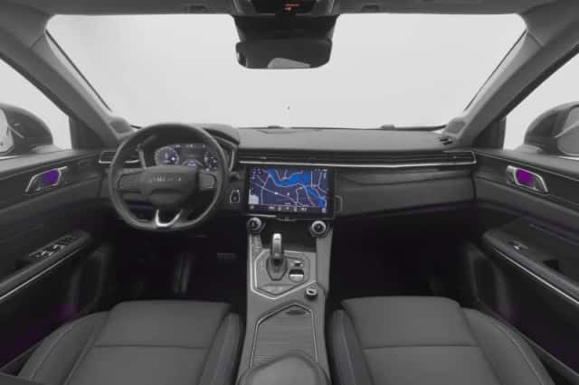 Lynk & Co 01 (2023) thumbnail 3