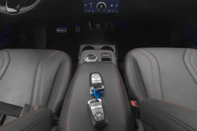 Ford Mustang (2024) thumbnail 13
