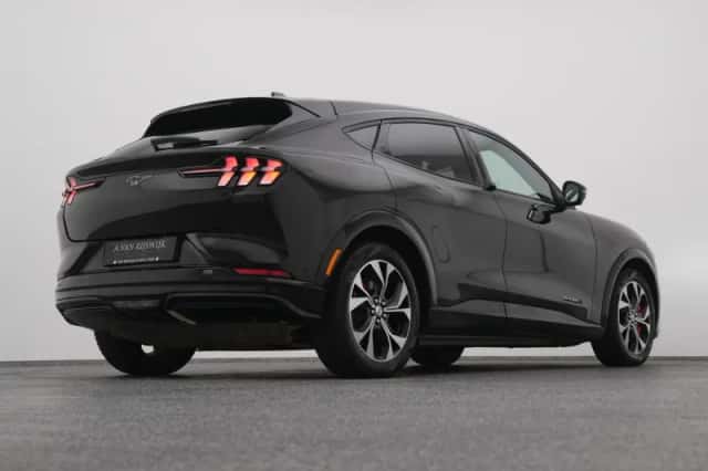 Ford Mustang (2024) thumbnail 17