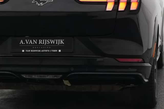 Ford Mustang (2024) thumbnail 21
