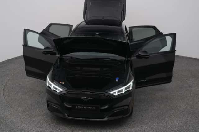 Ford Mustang (2024) thumbnail 28