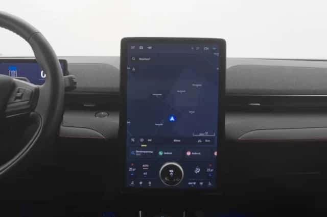 Ford Mustang (2024) thumbnail 9