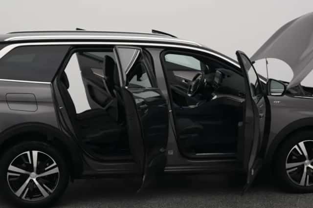 Peugeot 5008 (2021) thumbnail 34