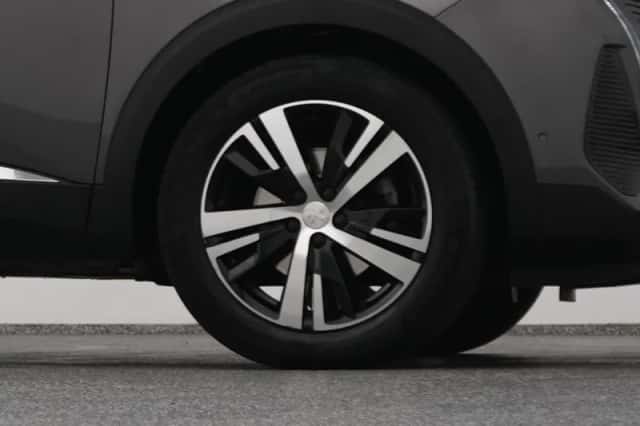 Peugeot 5008 (2021) thumbnail 42