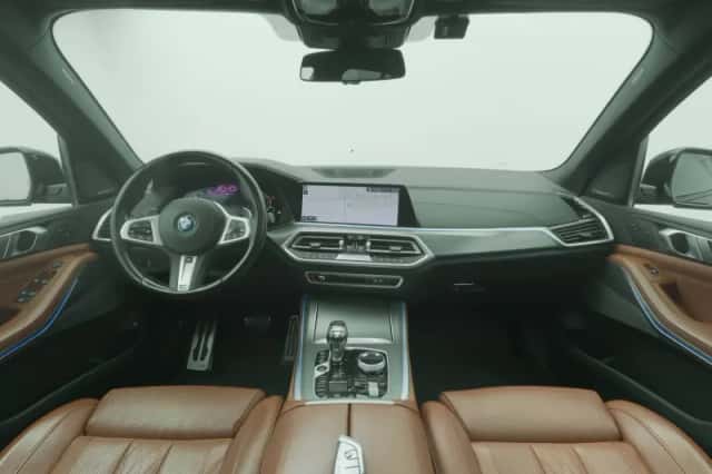 BMW X5 (2023) thumbnail 3
