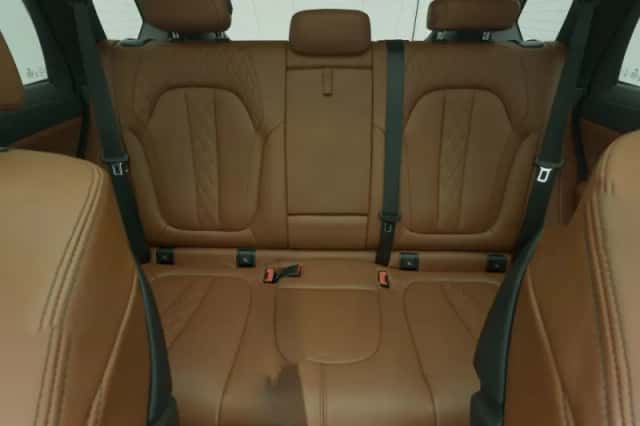 BMW X5 (2023) thumbnail 4