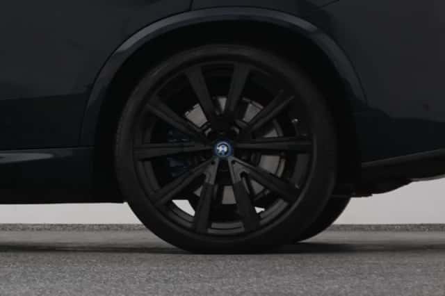 BMW X5 (2023) thumbnail 40
