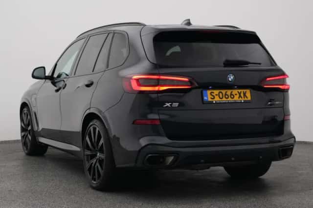 BMW X5 (2023) thumbnail 5
