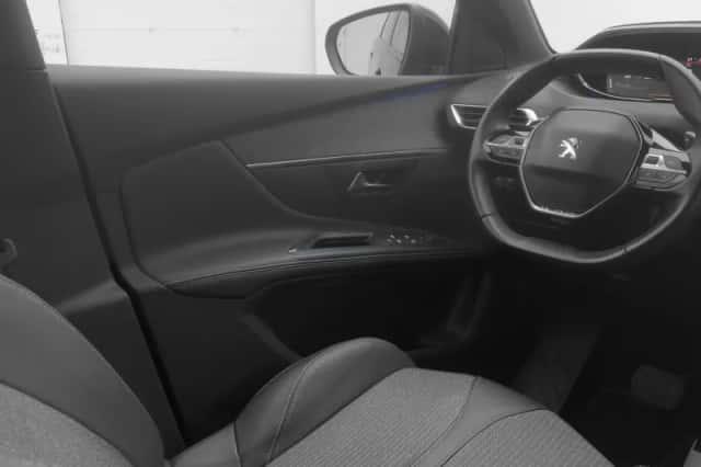 Peugeot 5008 (2023) thumbnail 11