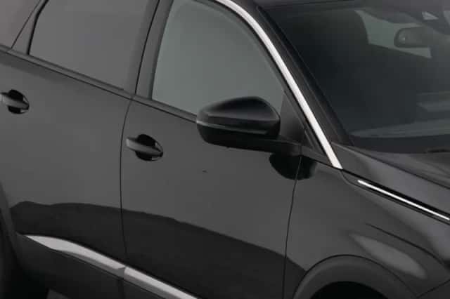 Peugeot 5008 (2023) thumbnail 23