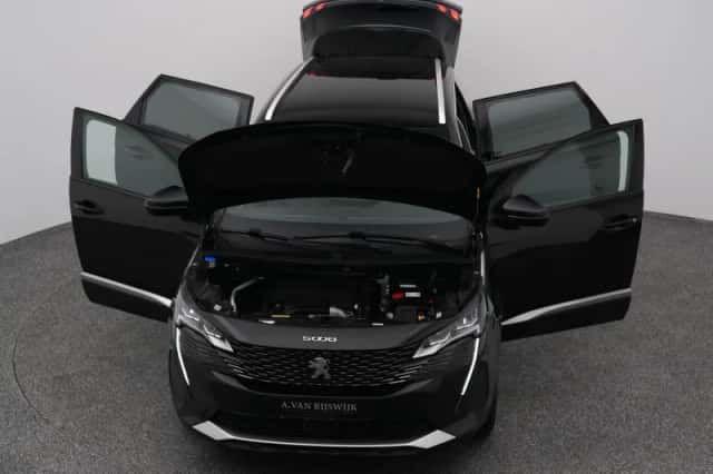 Peugeot 5008 (2023) thumbnail 27