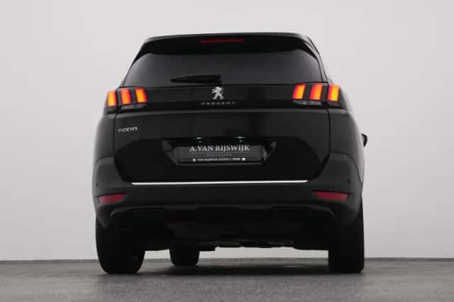 Peugeot 5008 (2023) thumbnail 36