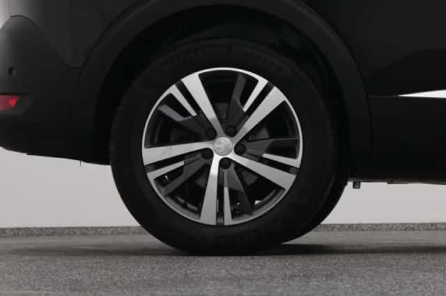 Peugeot 5008 (2023) thumbnail 41