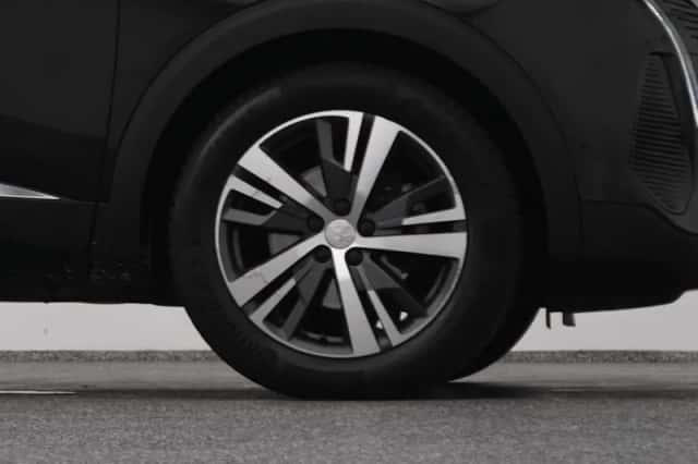 Peugeot 5008 (2023) thumbnail 42