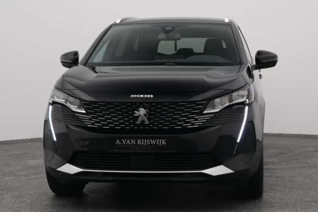 Peugeot 5008 (2023) thumbnail 9