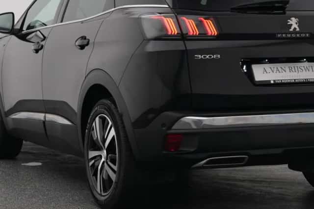 Peugeot 3008 (2021) thumbnail 18