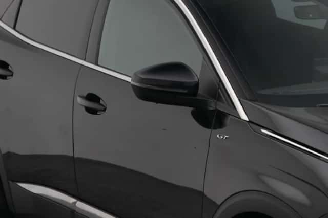 Peugeot 3008 (2021) thumbnail 23