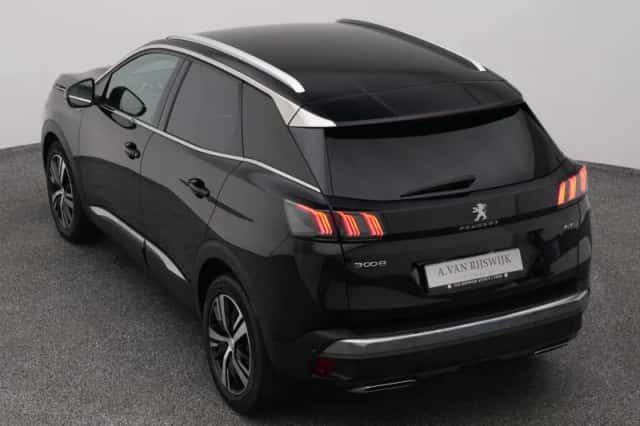 Peugeot 3008 (2021) thumbnail 25