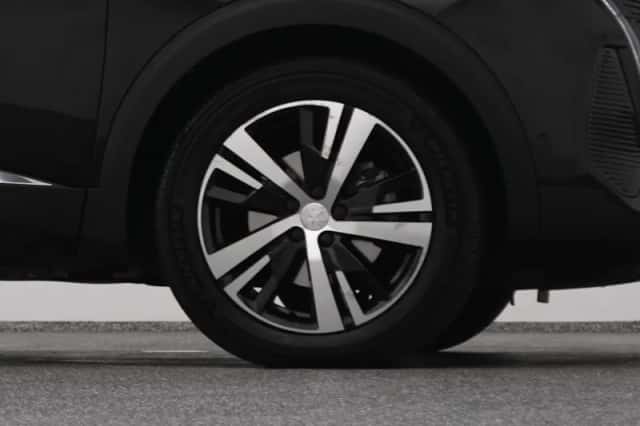 Peugeot 3008 (2021) thumbnail 42