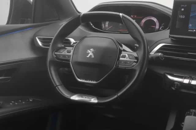Peugeot 3008 (2021) thumbnail 7