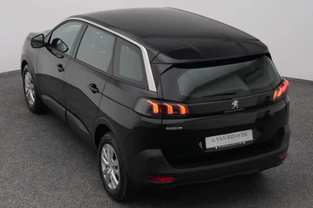 Peugeot 5008 (2022) thumbnail 25