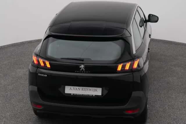 Peugeot 5008 (2022) thumbnail 28
