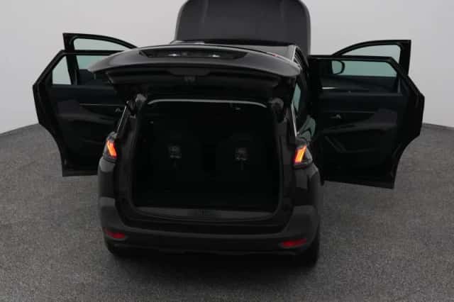 Peugeot 5008 (2022) thumbnail 29
