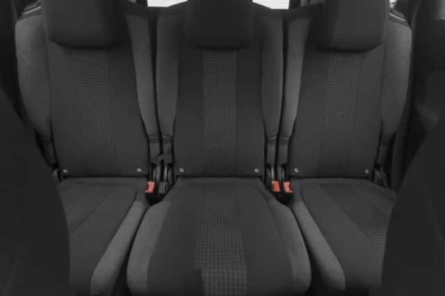 Peugeot 5008 (2022) thumbnail 4