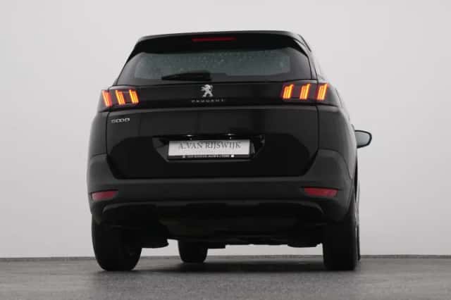 Peugeot 5008 (2022) thumbnail 36