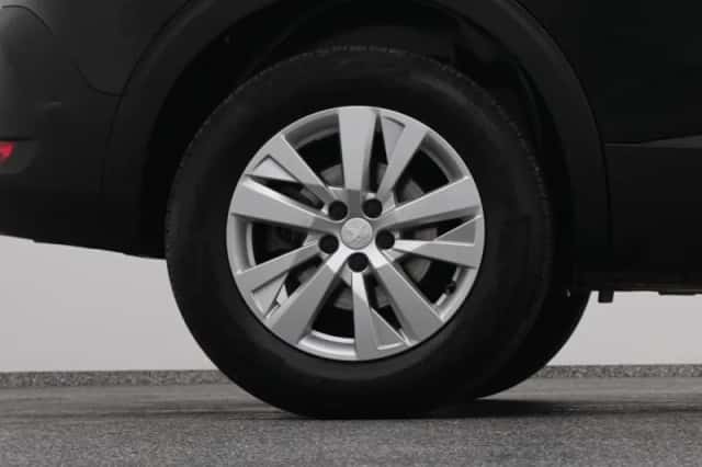 Peugeot 5008 (2022) thumbnail 41