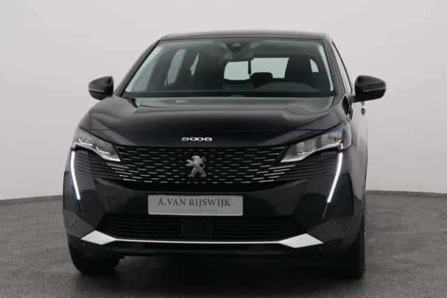 Peugeot 5008 (2022) thumbnail 9