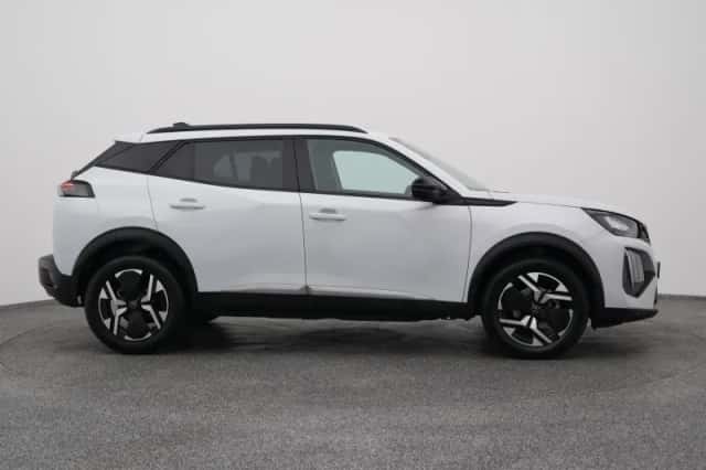 Peugeot 2008 (2023) thumbnail 14
