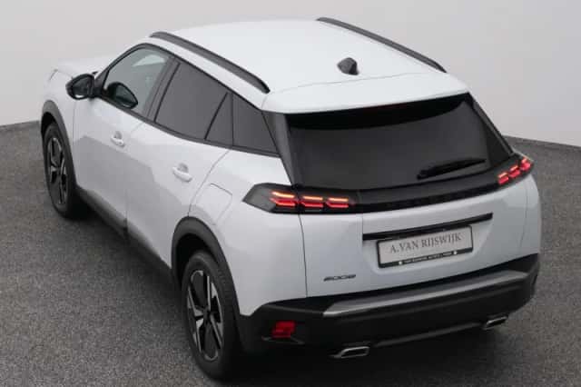 Peugeot 2008 (2023) thumbnail 25
